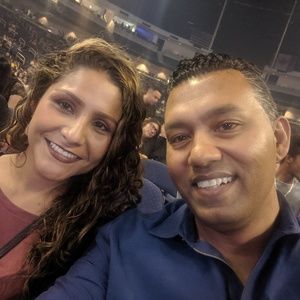 Meet your Posher, Amil